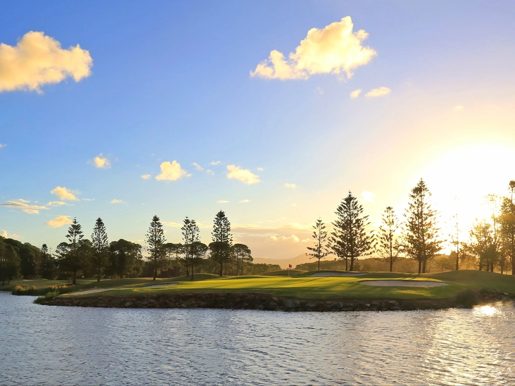 The Pines golf course, hole 13