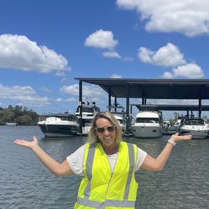 Donna-at-Riviera__ScaleMaxWidthWzEwMjNd.jpg