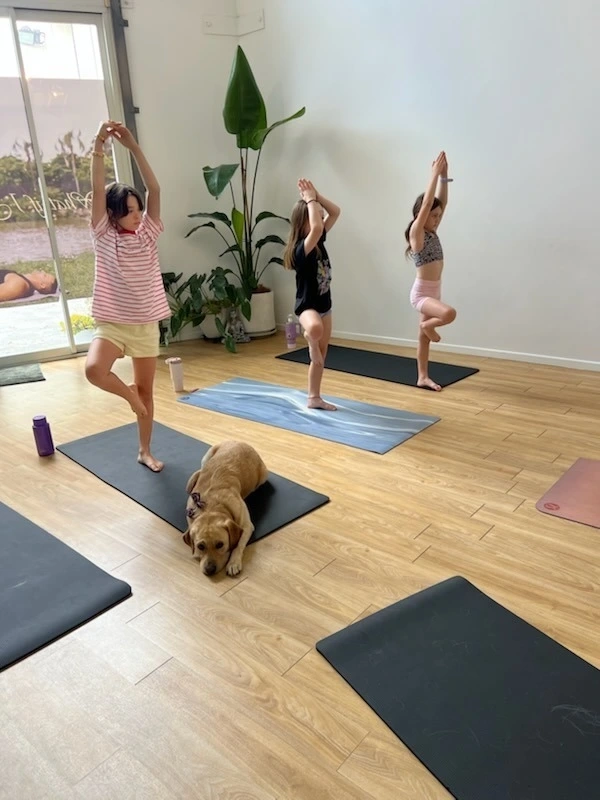 Kids Therapy Dog Yoga Class Image 1
