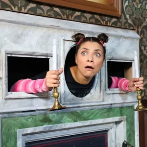 The Play That Goes Wrong Image 1