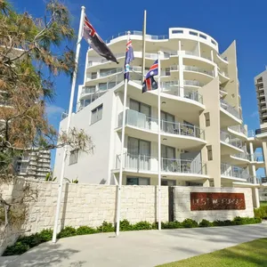 10-story