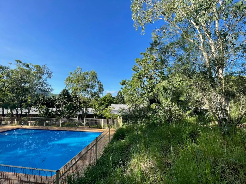 Hippocrates Health Retreat Pool