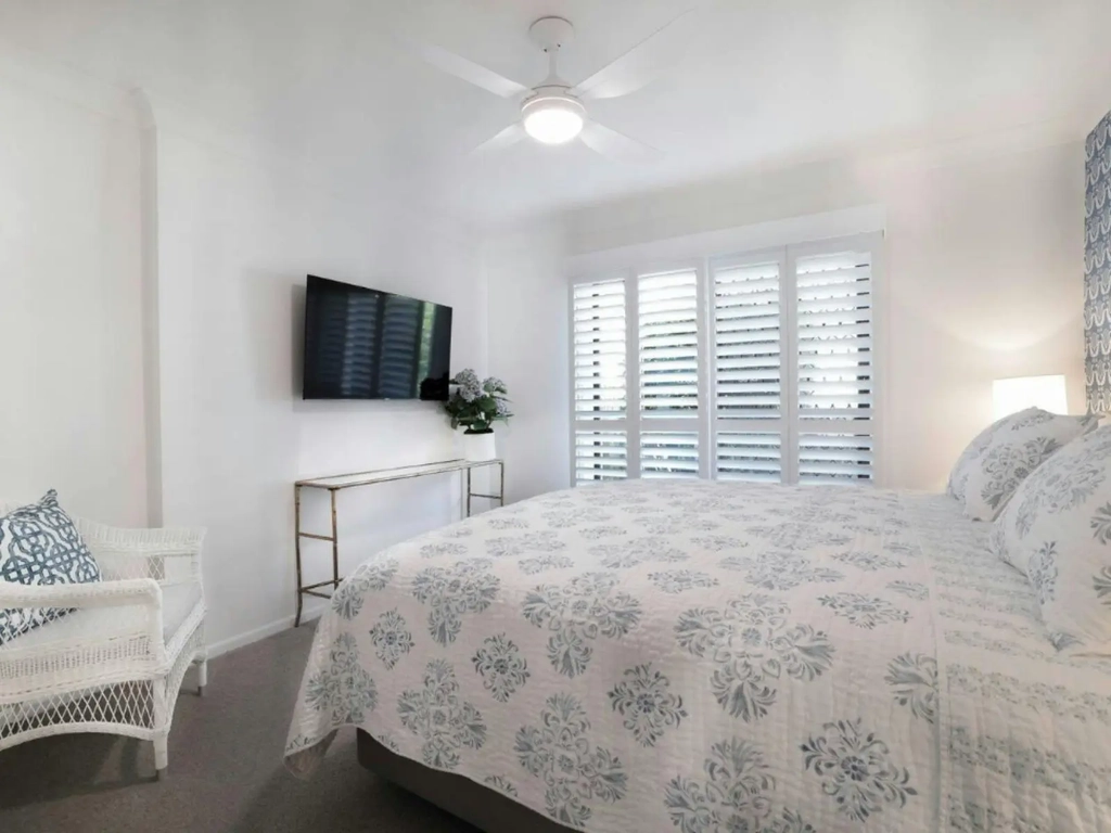 2 bedroom villa in Surfers Paradise - Bedroom