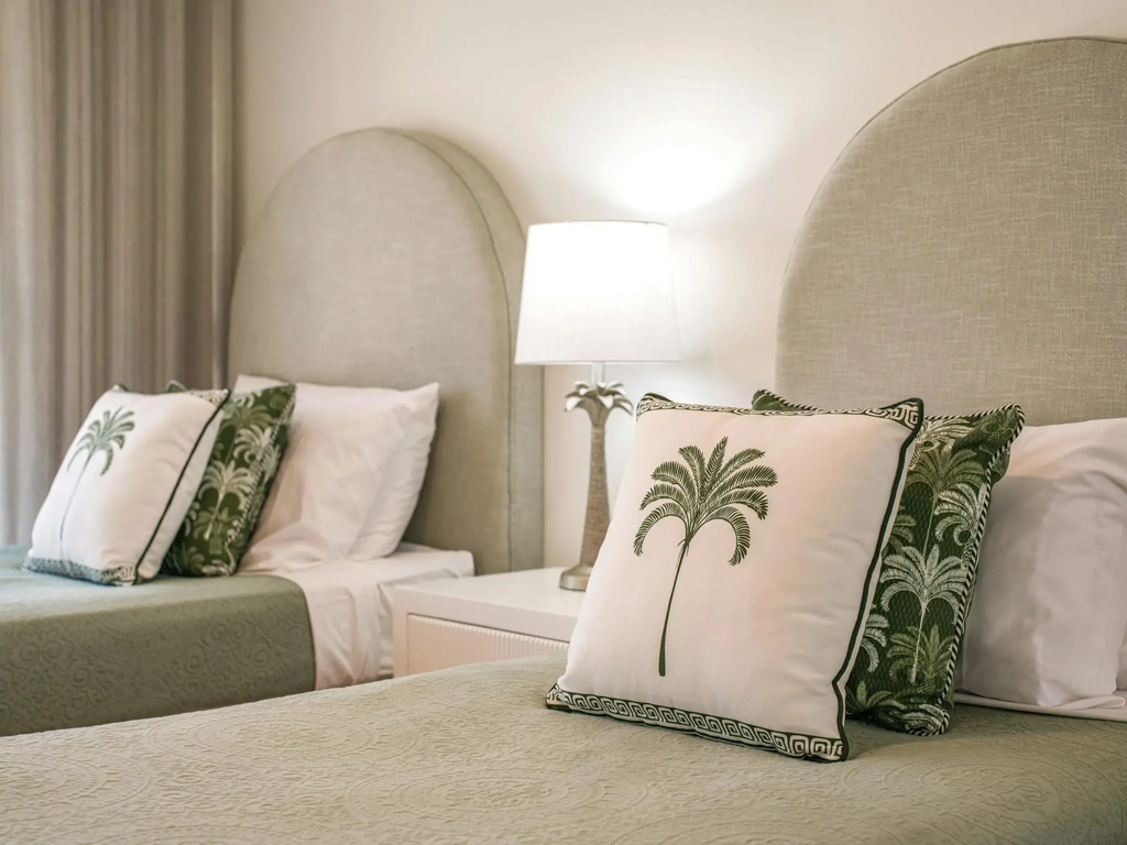 Talisman-Beachside-Apartment-2