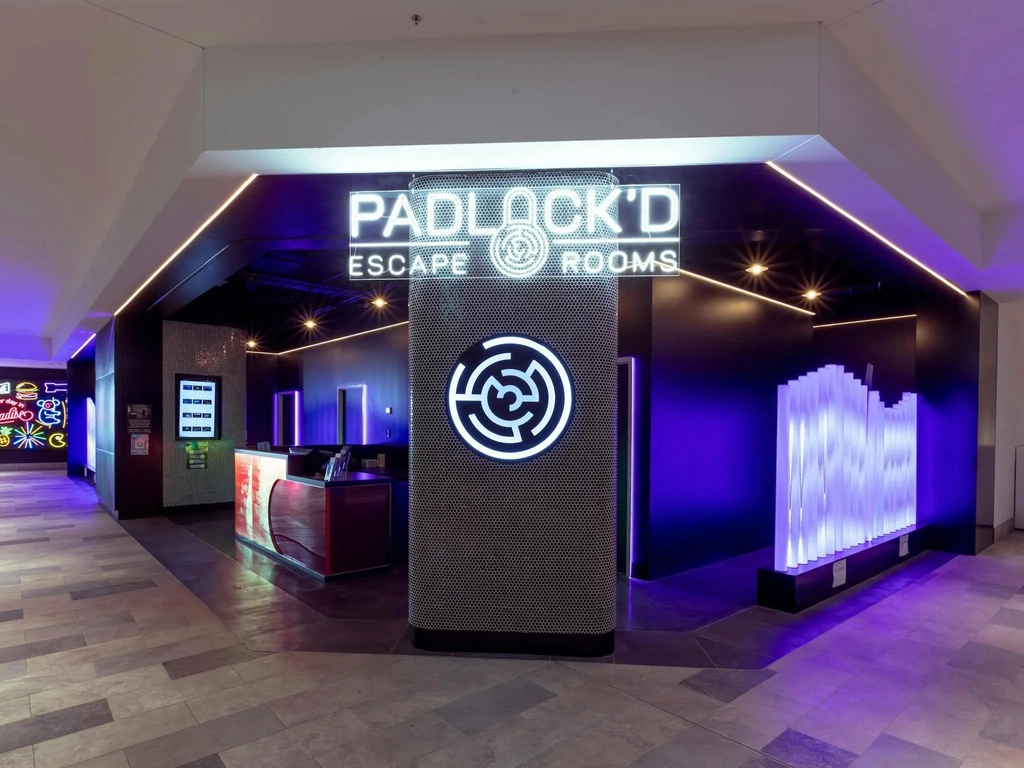 Padlockd Paradise Centre