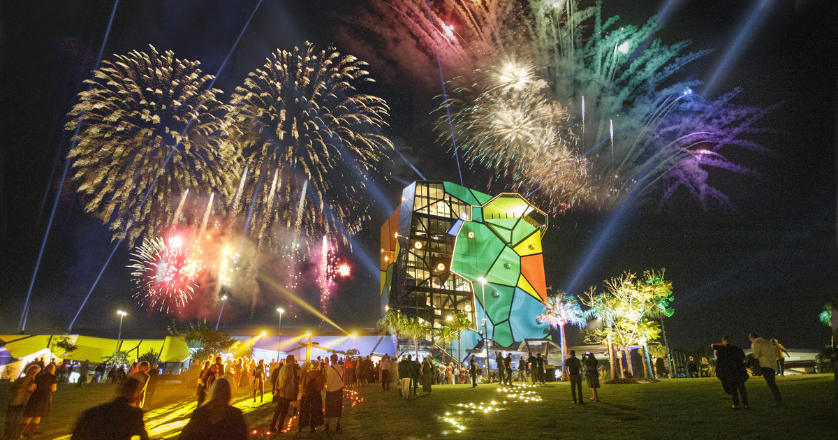Celebrate the Festive Season at HOTA | Experience Gold Coast