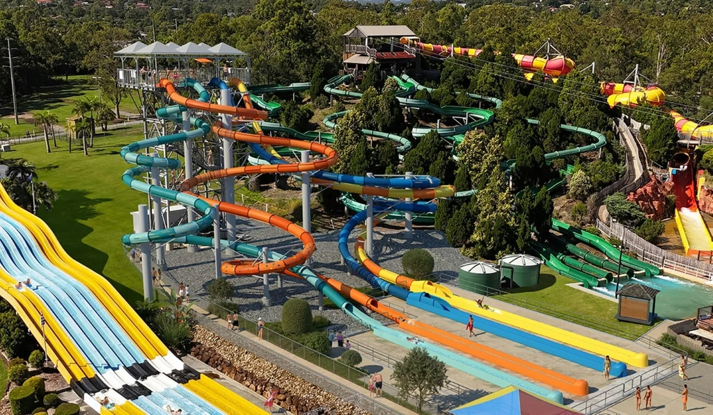 Dive'n'Movies at Wet'n'Wild Image 6