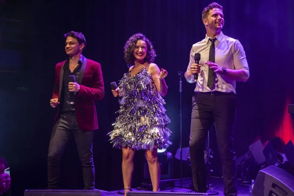 Christmas Actually Image 8