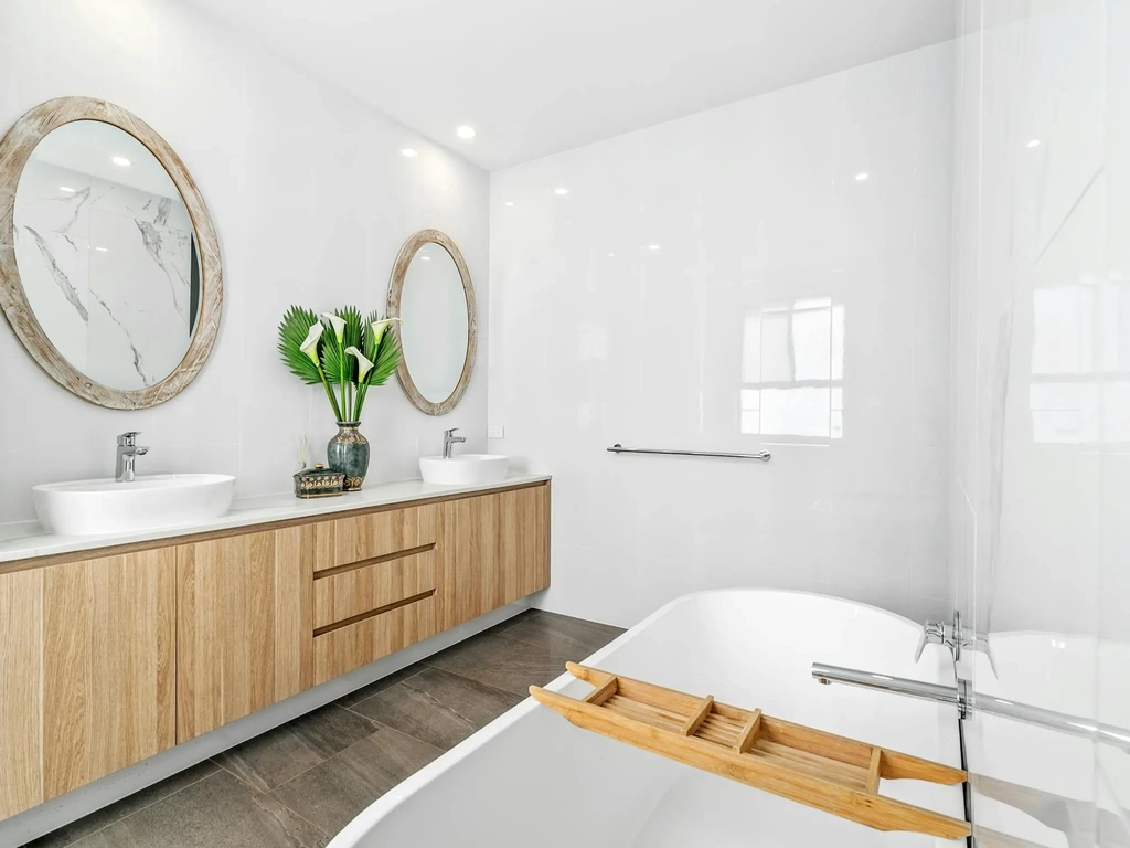 Master Ensuite