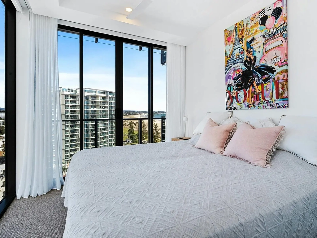X Kirra Apartments