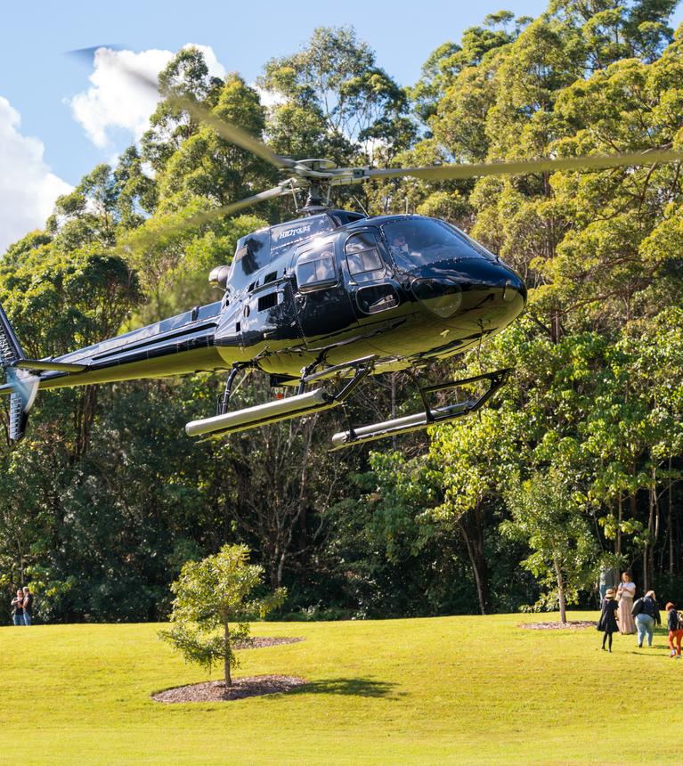 TIGC 2022 - Day 3 - The Bower Estate - Helicopter and Lunch