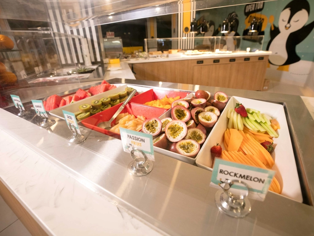 Enjoy our fresh array of breakfast selections for our buffet and continental breakfasts.