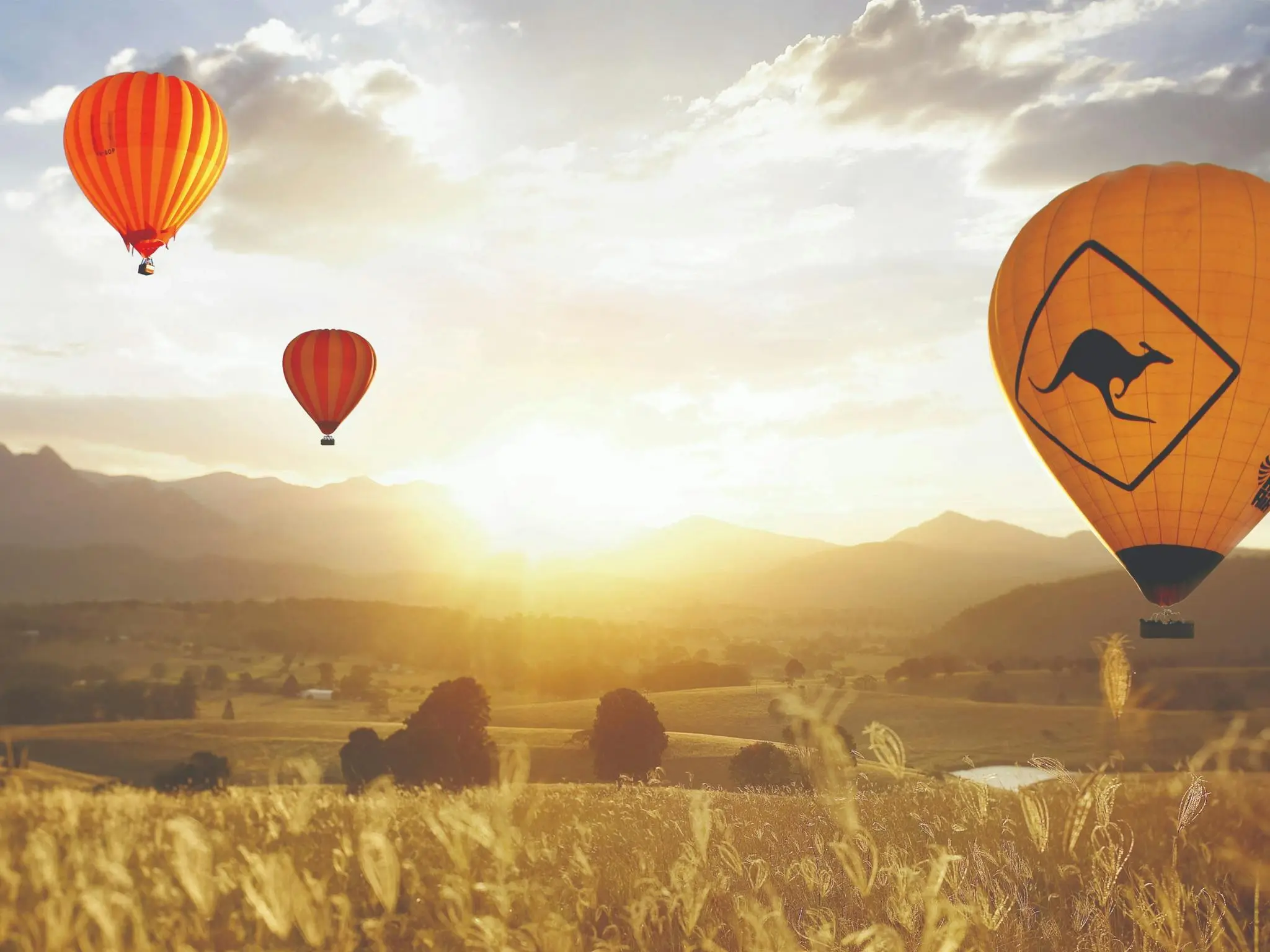 Gold Coast Ballooning with breakfast - Save $75pp