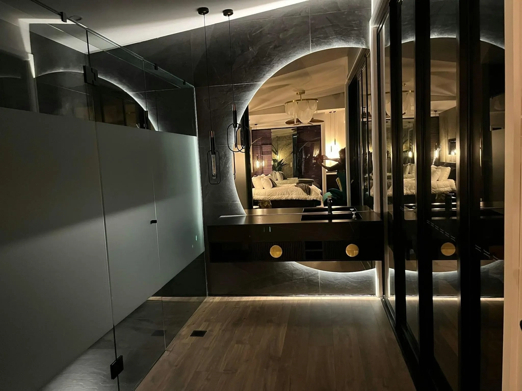 Luxurious Bathroom