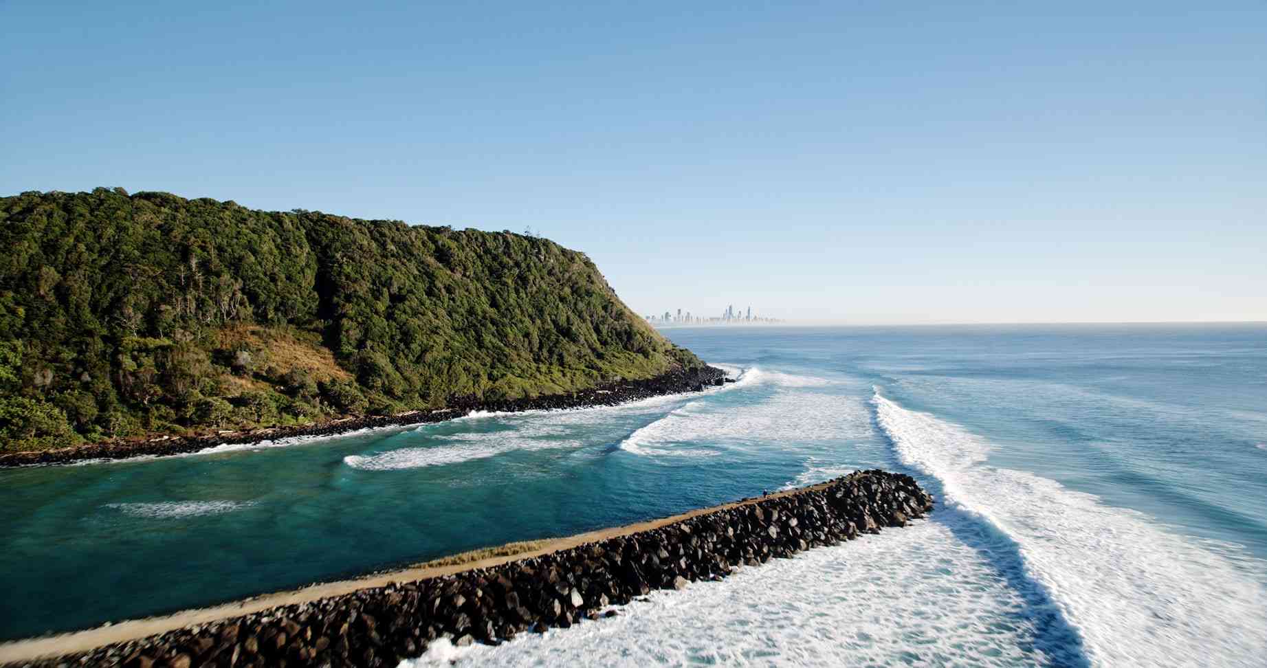 TOP 5 FISHING SPOTS ON THE GOLD COAST