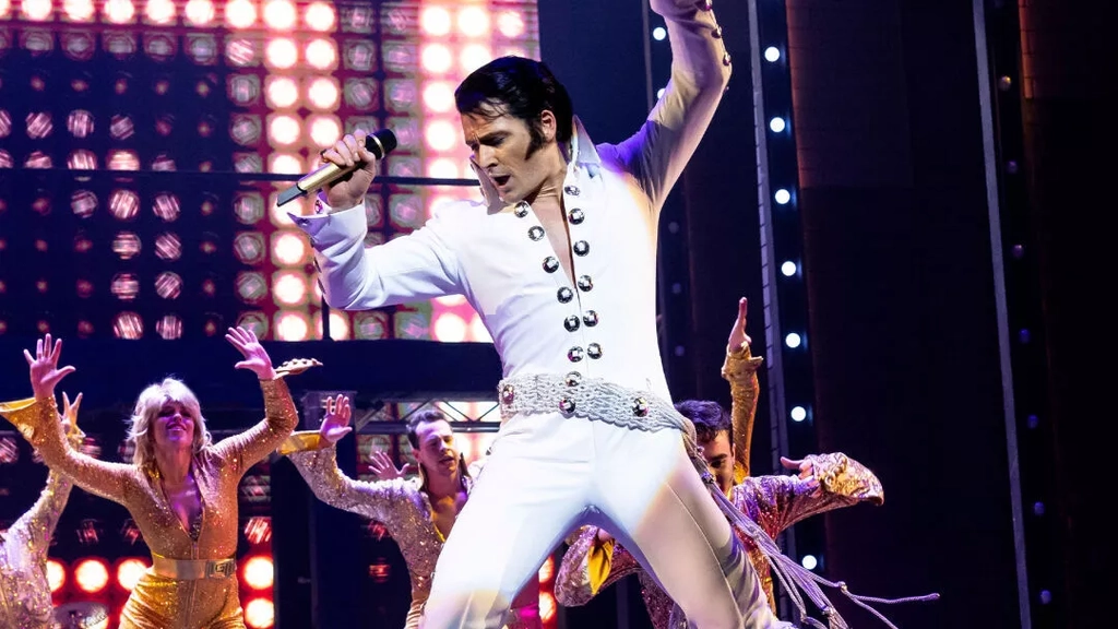 Elvis: A Musical Revolution Image 1