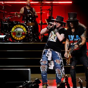 Guns N’ Roses