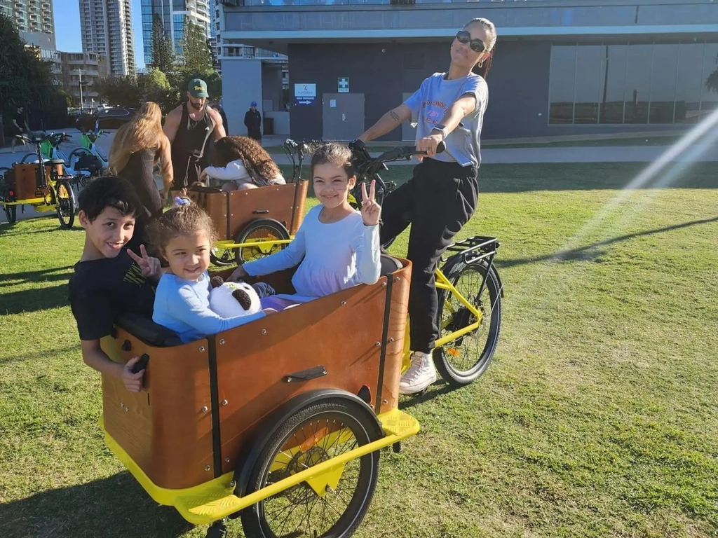Gold Coast E-Trike rental – scenic ride for families and kids
