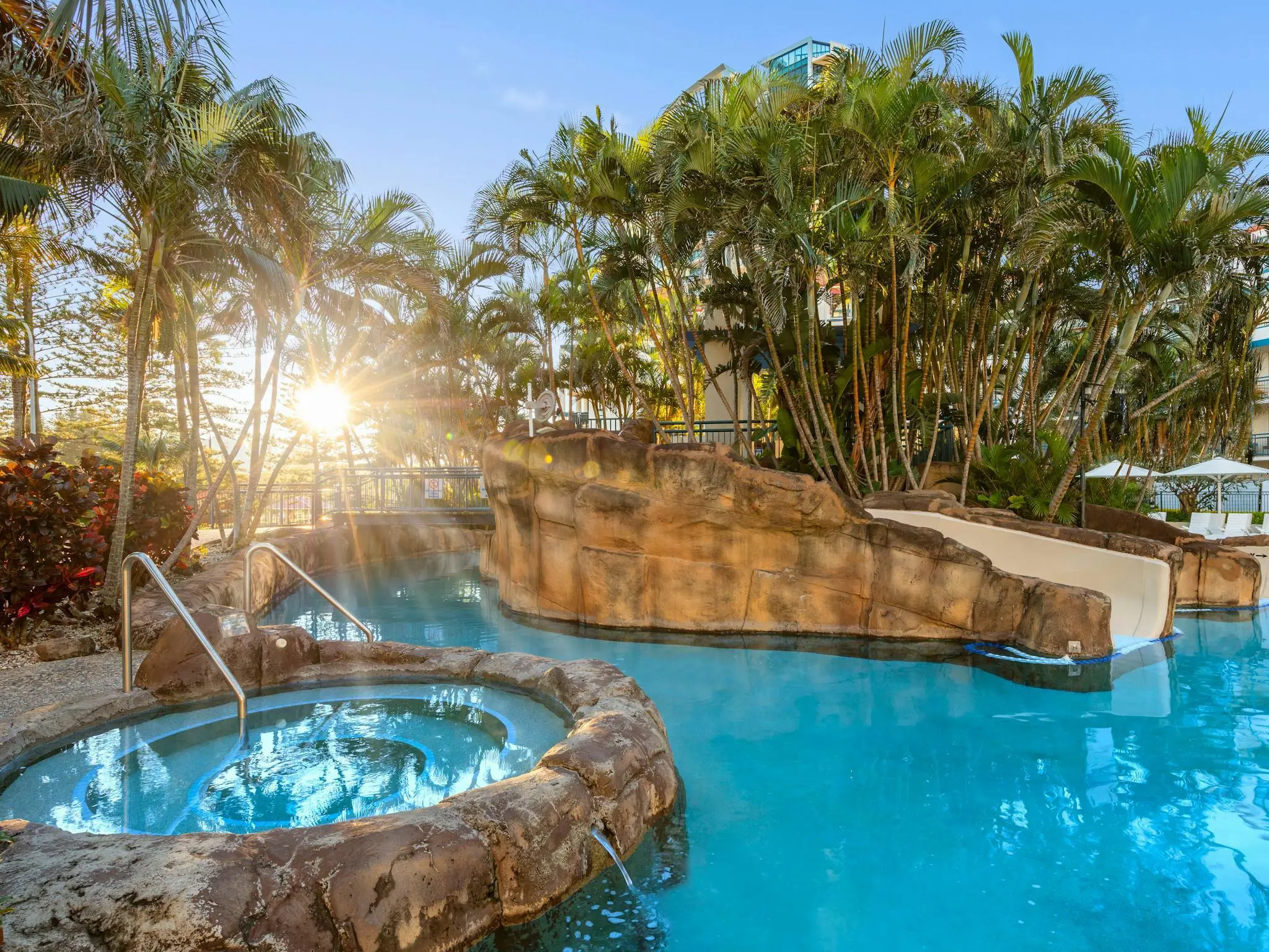 Up to 30%* Off at Oaks Gold Coast Calypso Plaza Suites