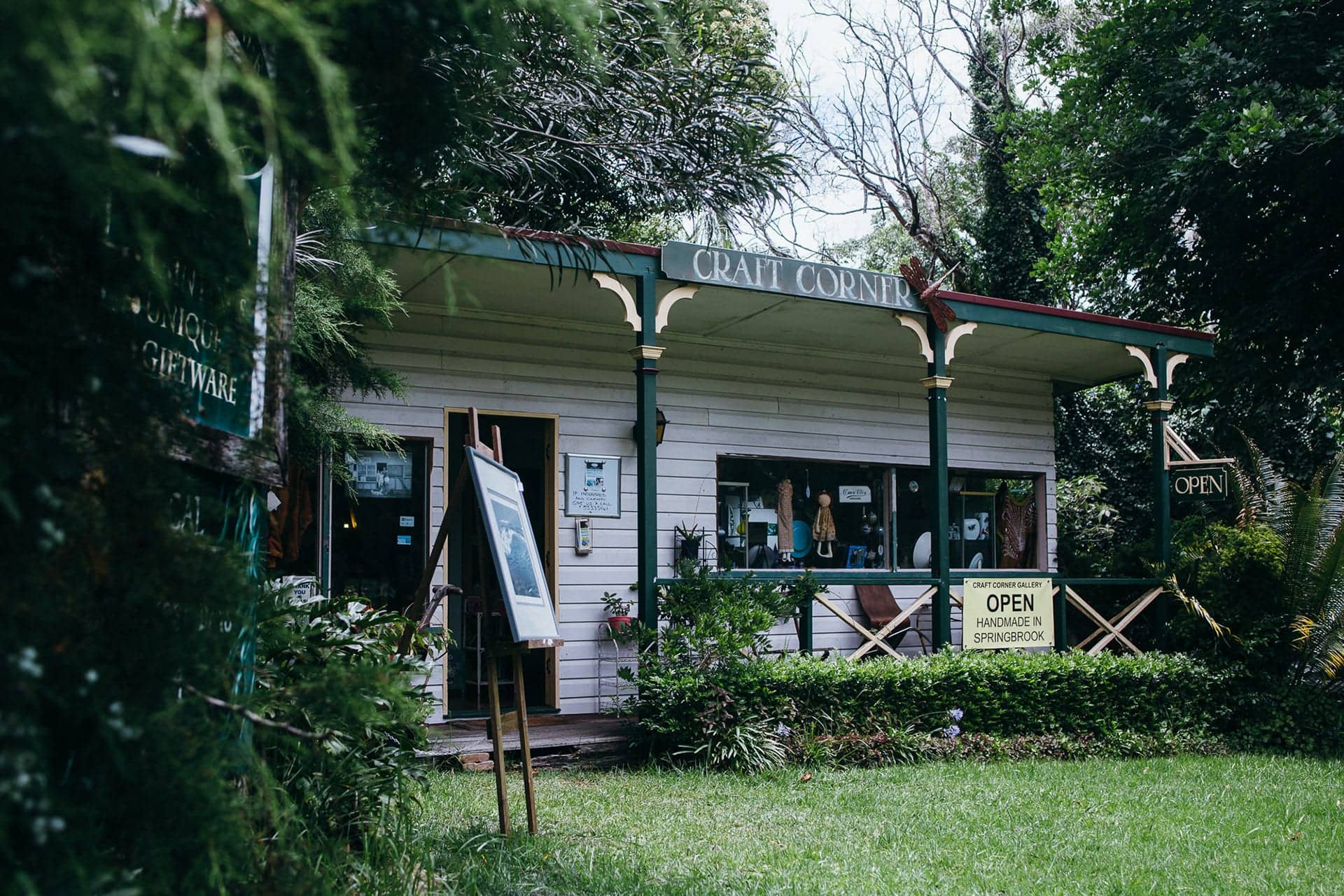 Craft Corner Gallery Springbrook. Photographer: Anthony Hearsey