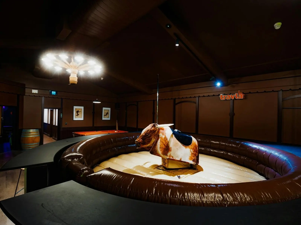 Venue Photo Bull