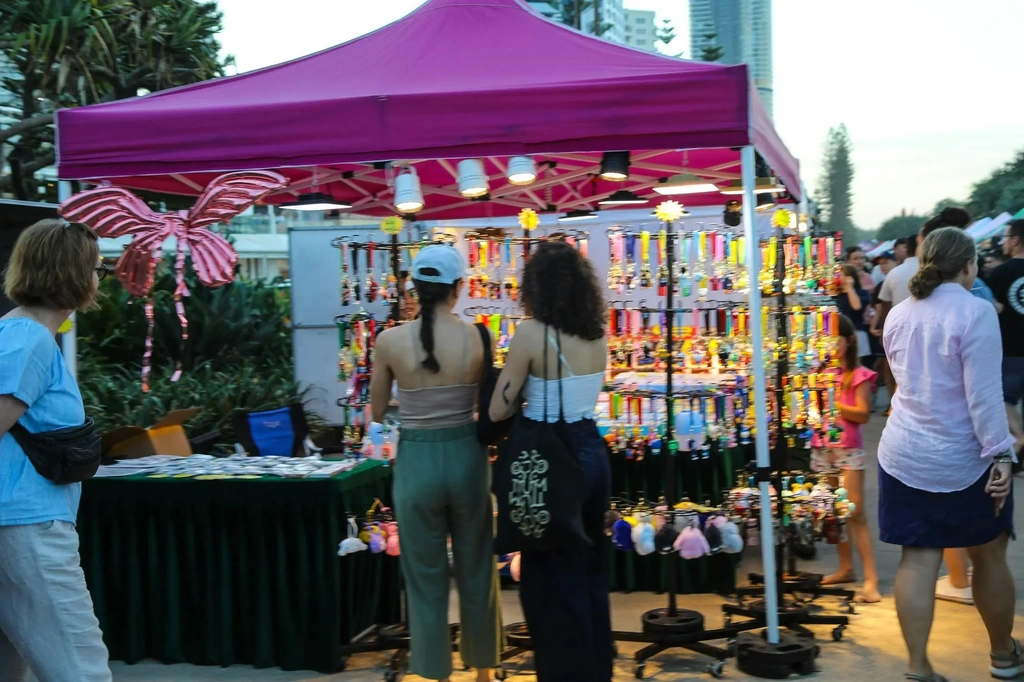 Surfers Paradise Easter on the Esplanade Image 3