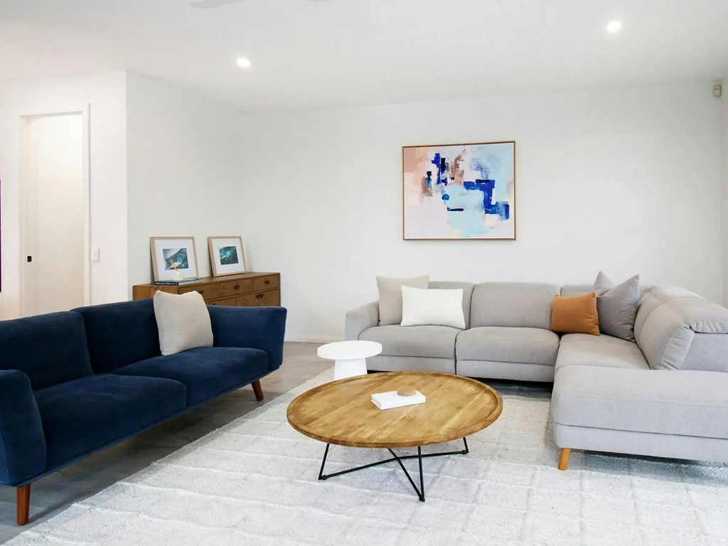 Four bedroom home in Palm Beach - Lounge