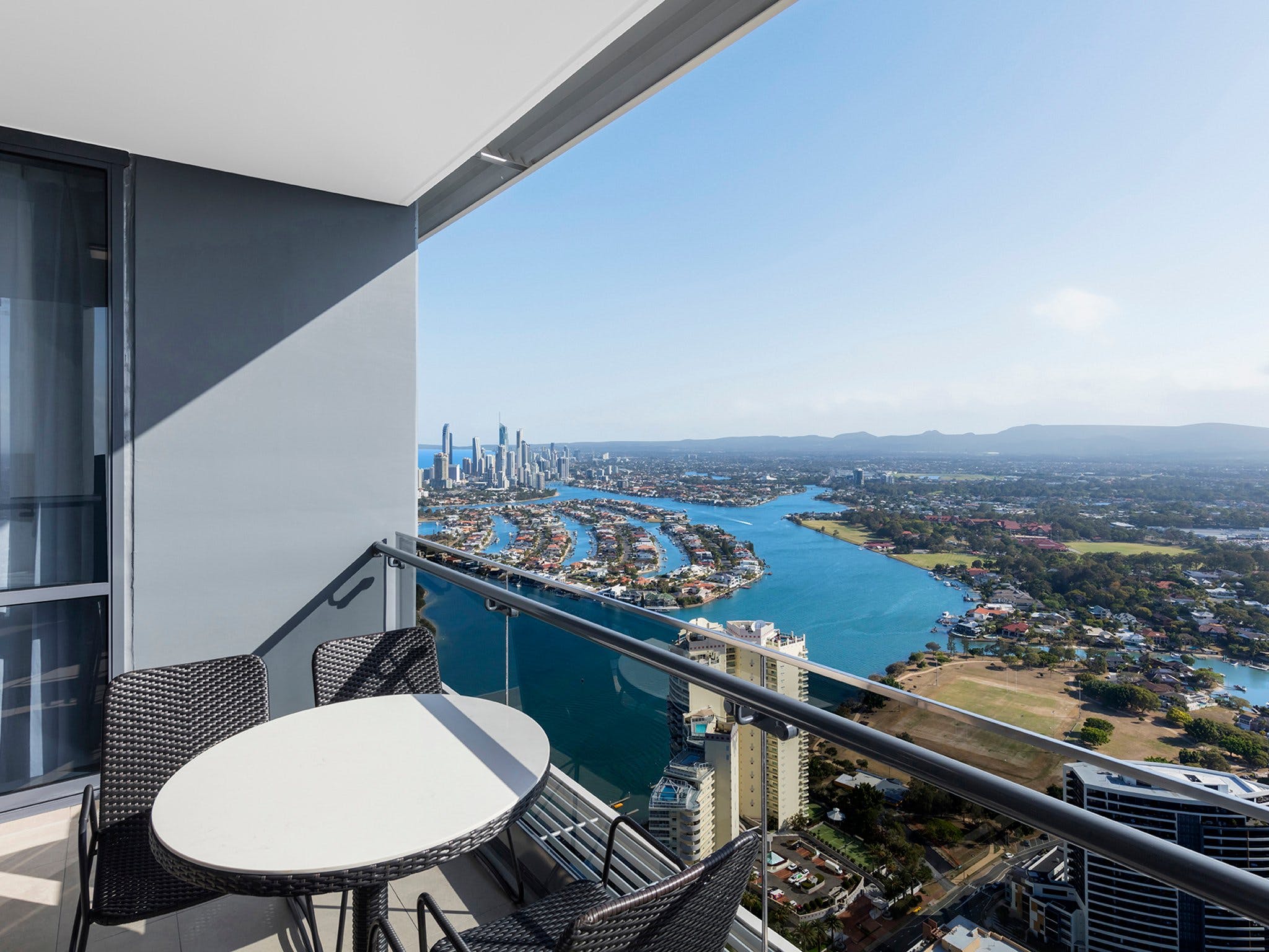 Meriton Suites Southport Destination Gold Coast