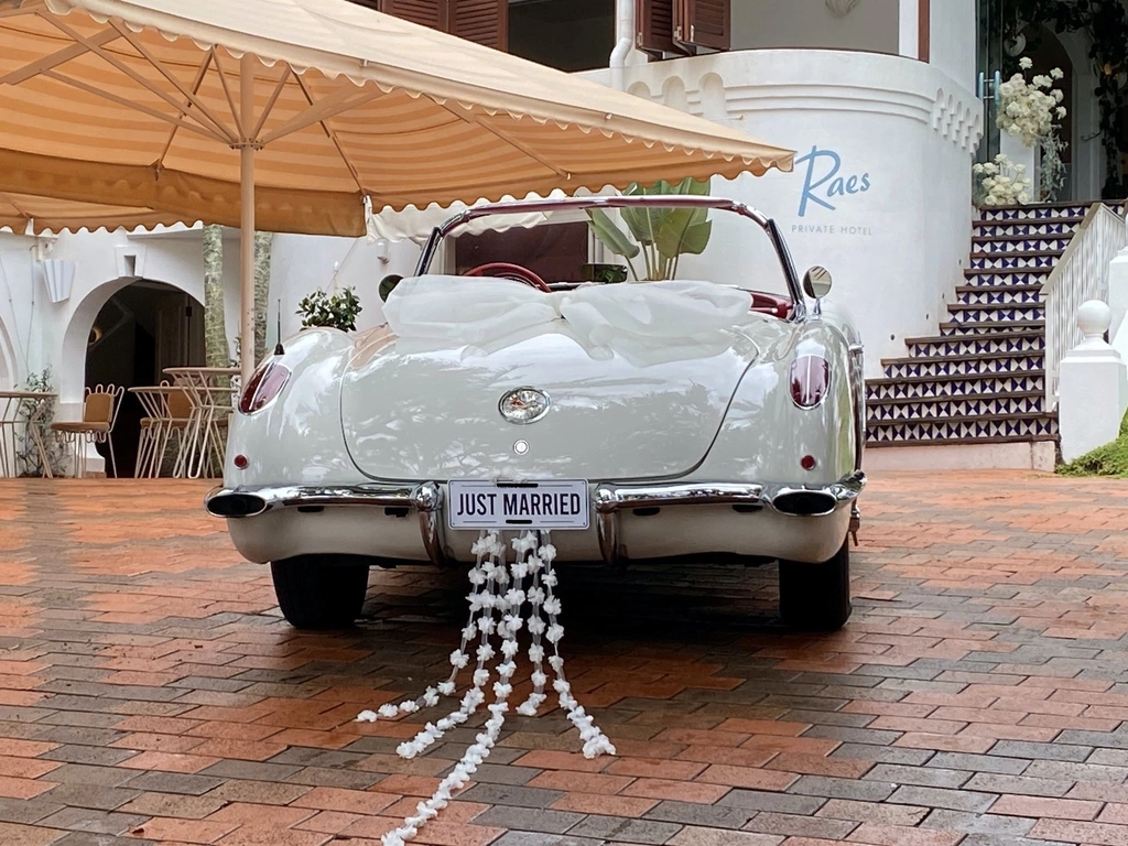 Corvette for wedding photos