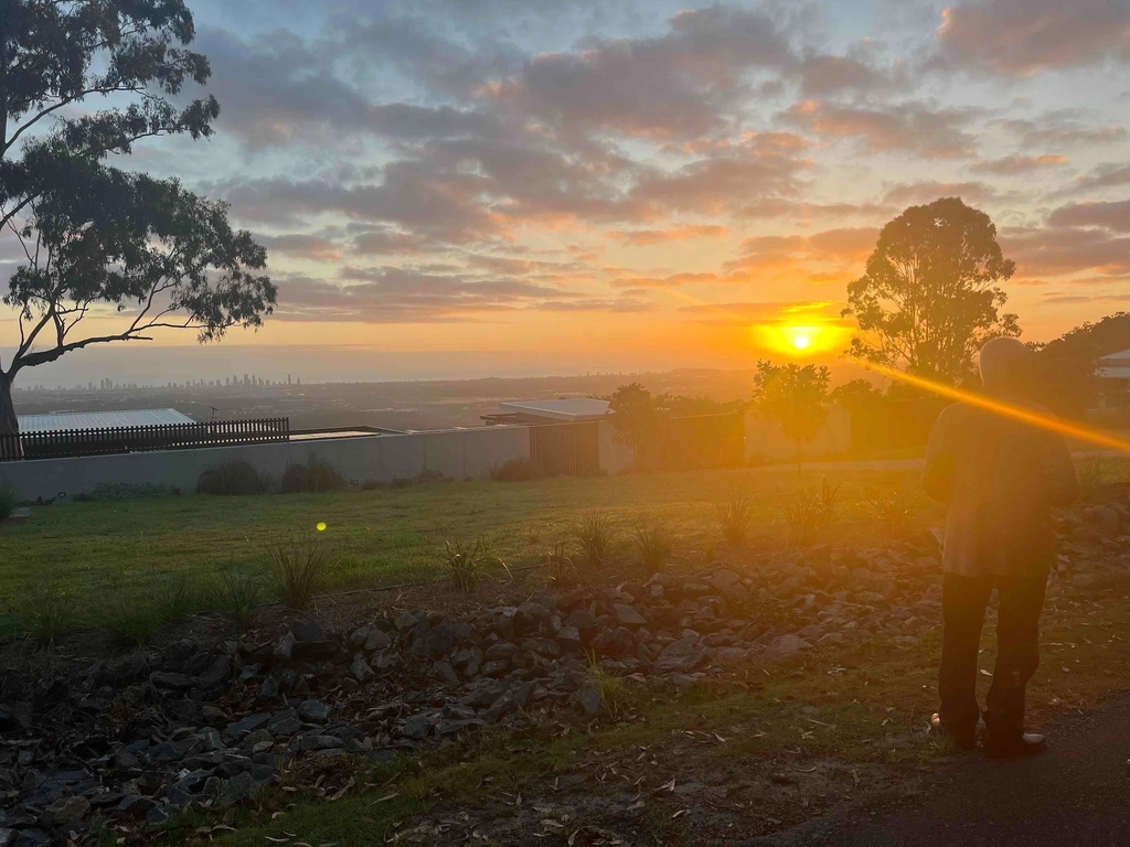 This image shows a sunrising over the Gold Coast hinterland.