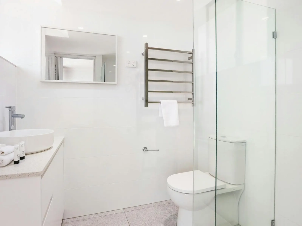 Main ensuite with shower, vanity, sink, toilet - Seacrest Apartments Surfers Paradise Gold Coast