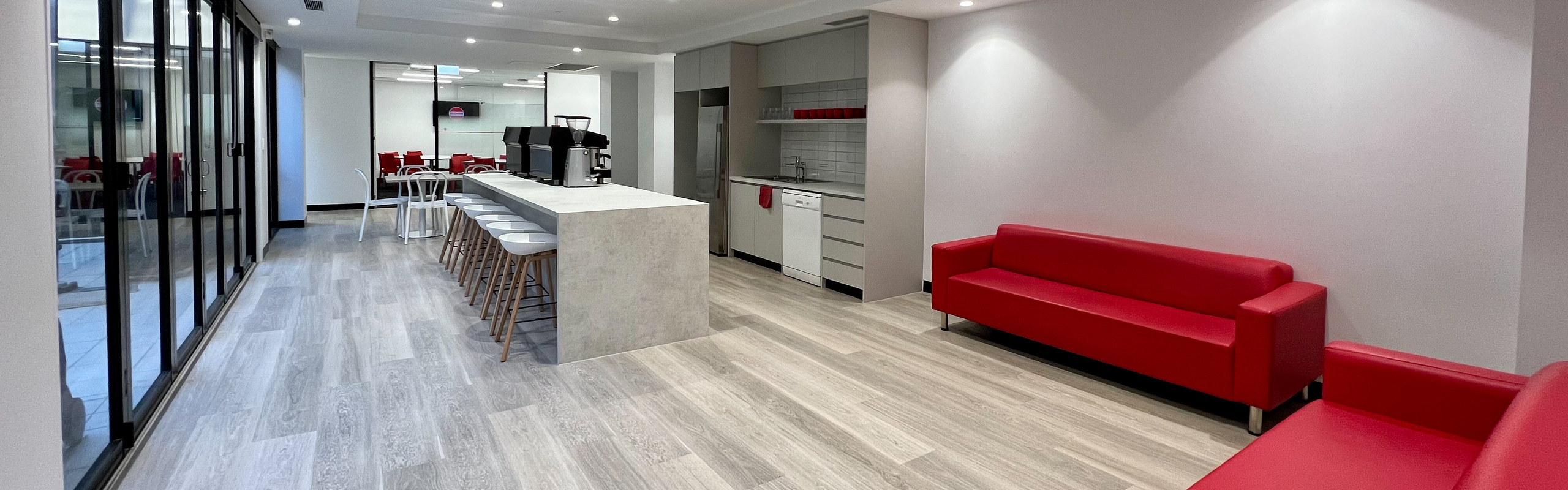 2.Kitchen-lounge-1.jpg