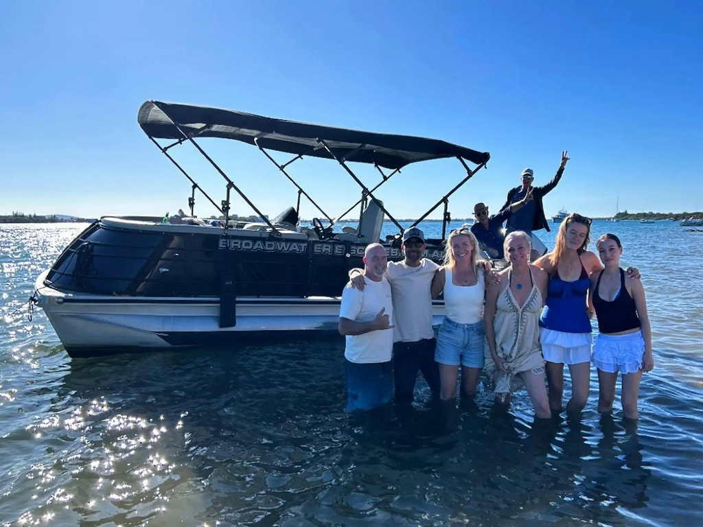 Group tour to Tipplers
