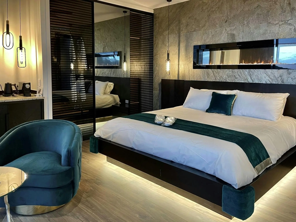 King Size Bed with modern fireplace
