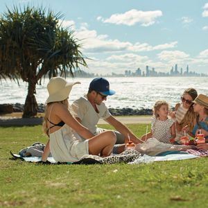 Top 10 Picnic Spots On The Gold Coast