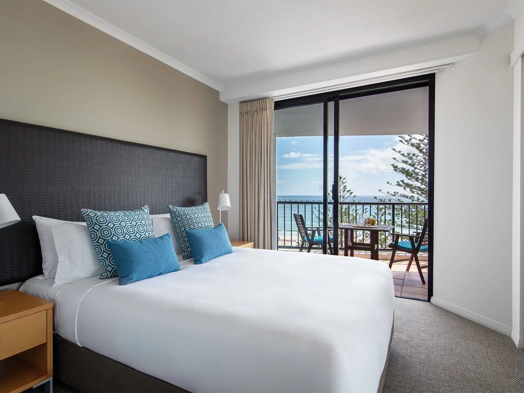 Mantra Coolangatta Beach - 1 Bedroom Apartment