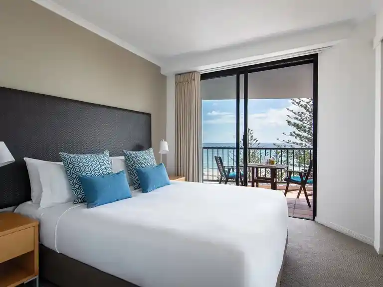 Mantra Coolangatta Beach - 1 Bedroom Apartment