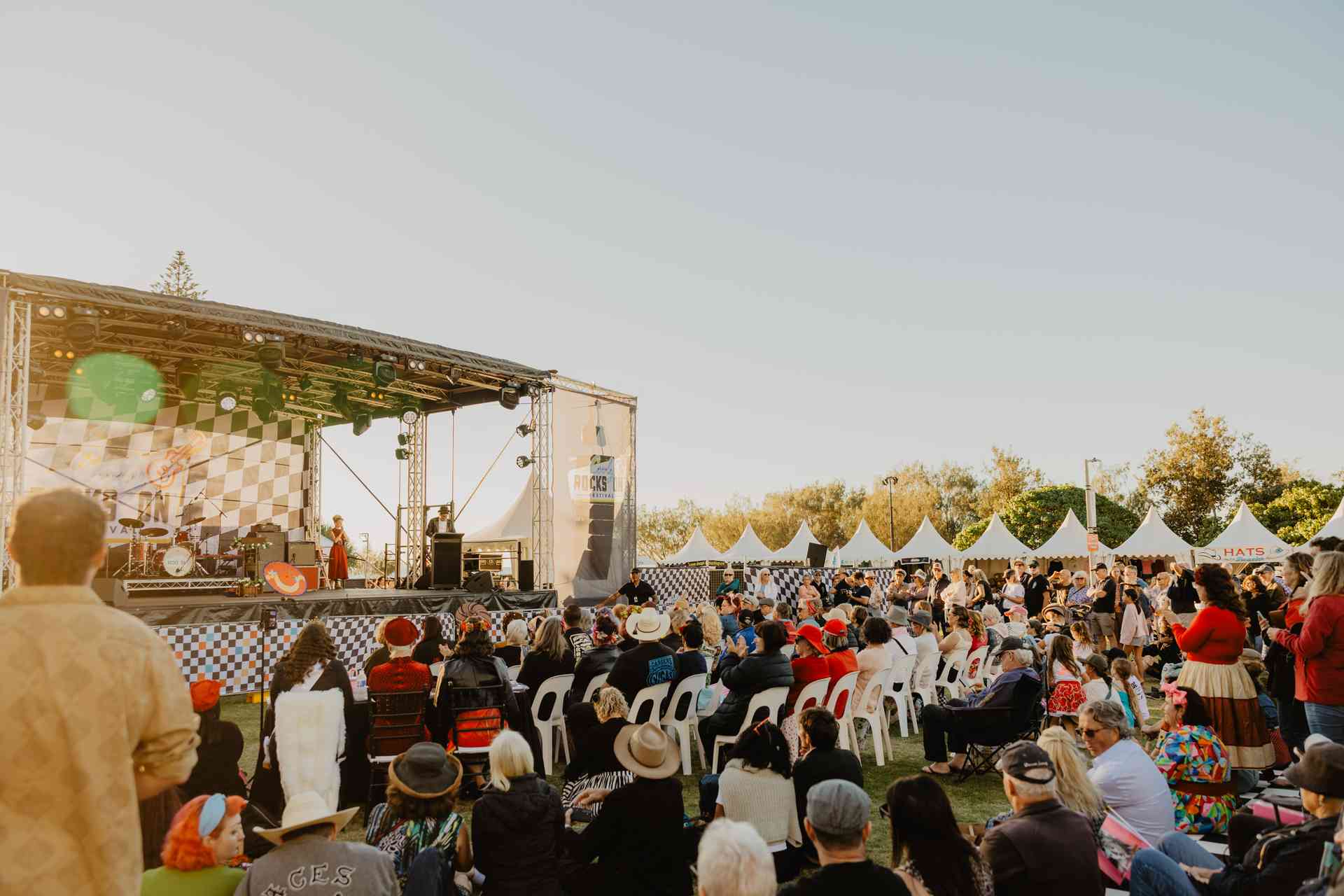Huge Crowds and Sold-Out Shows: New Generation Embraces Australia’s Biggest Nostalgia Festival
