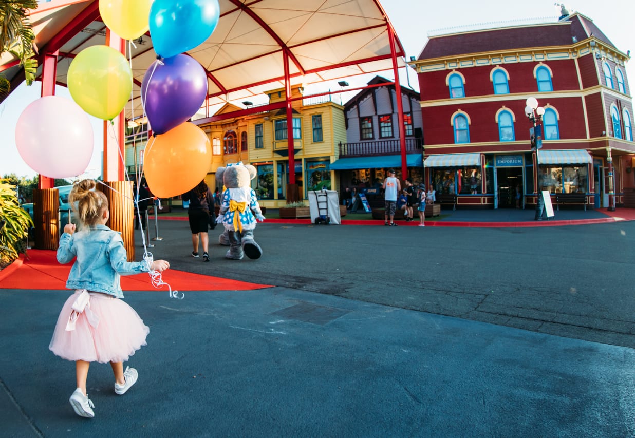THEME PARK TIPS FOR TODDLERS
