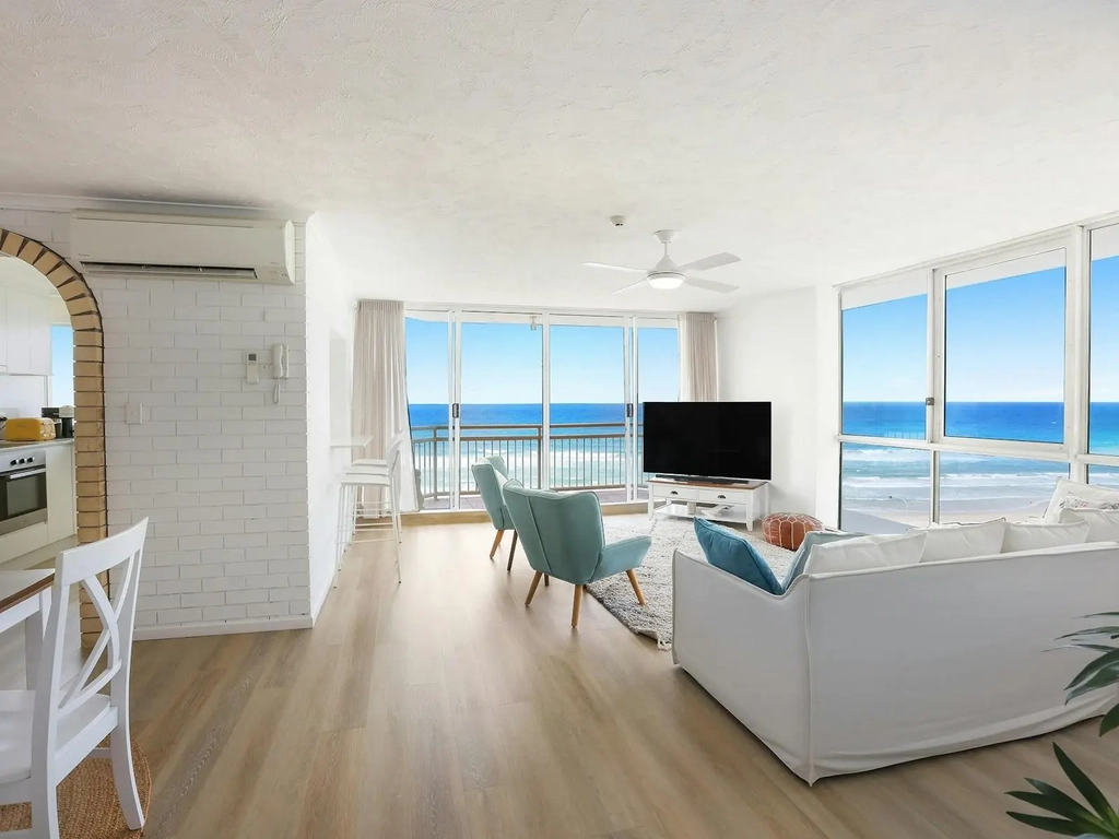 Lounge room with Ocean views - Seacrest Apartments Surfers Paradise -  Gold Coast Holidays