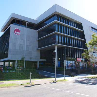 TAFE-QLD-Robina-Exterior-3.JPG