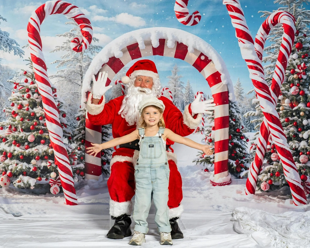 Santa's Candy Cane Wonderland Christmas Photos Image 3