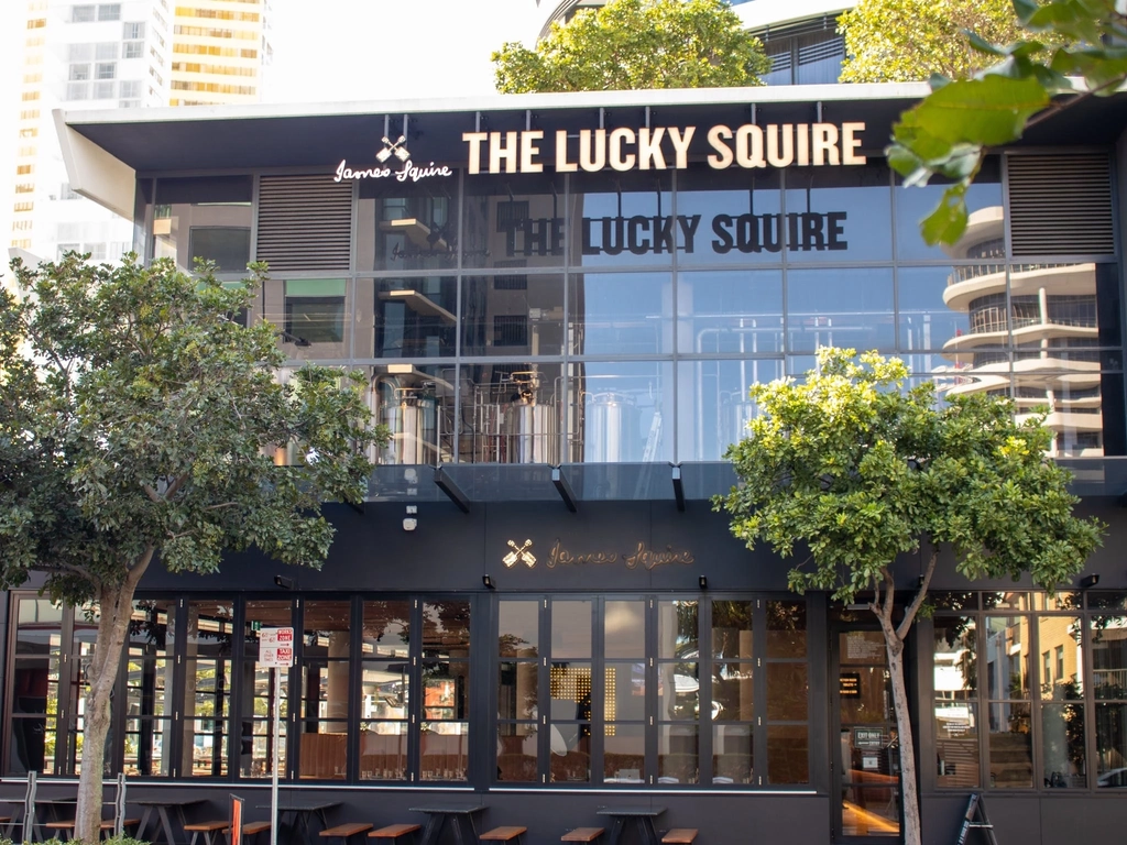 The best Brewhouse in Broadbeach | The Lucky Squire