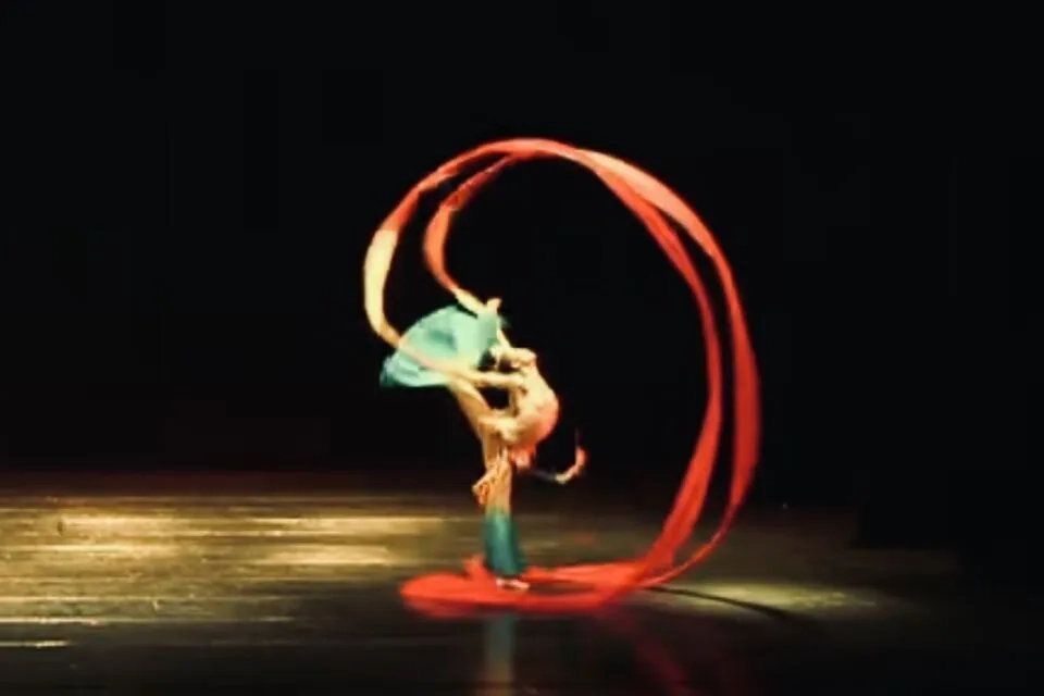 舞蹈诗 传承 II：大合之舞 Glamour II: Dance Poem • Great Harmony Image 5