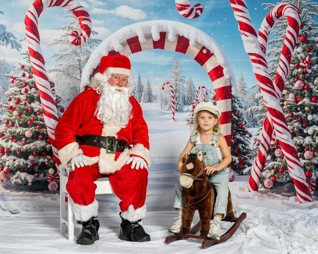 Santa's Candy Cane Wonderland Christmas Photos Image 2