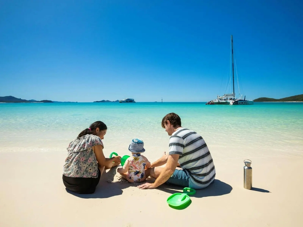 Whitehaven beach, perfect for families