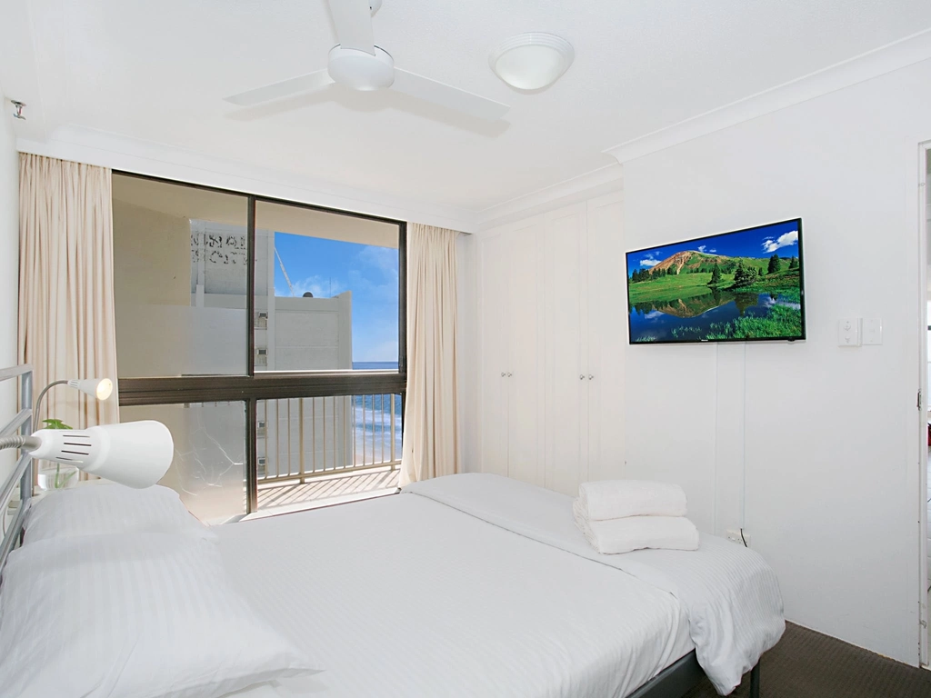 Imperial Surf - Gold Coast - Main Bedroom