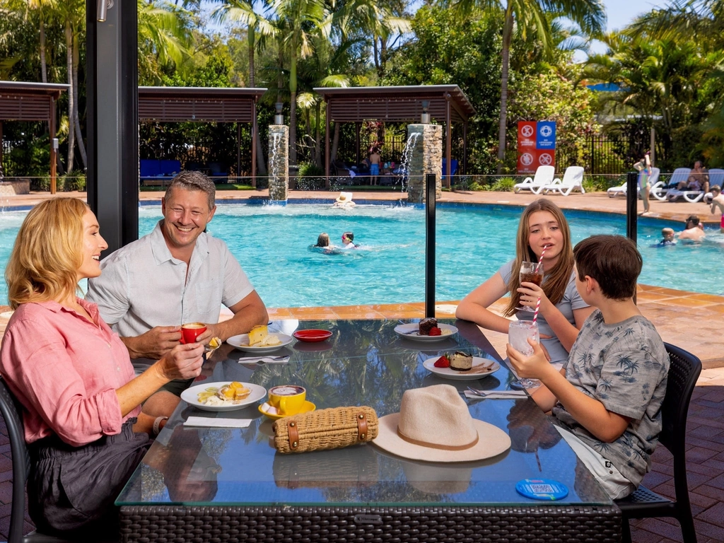 Cafe and Pool