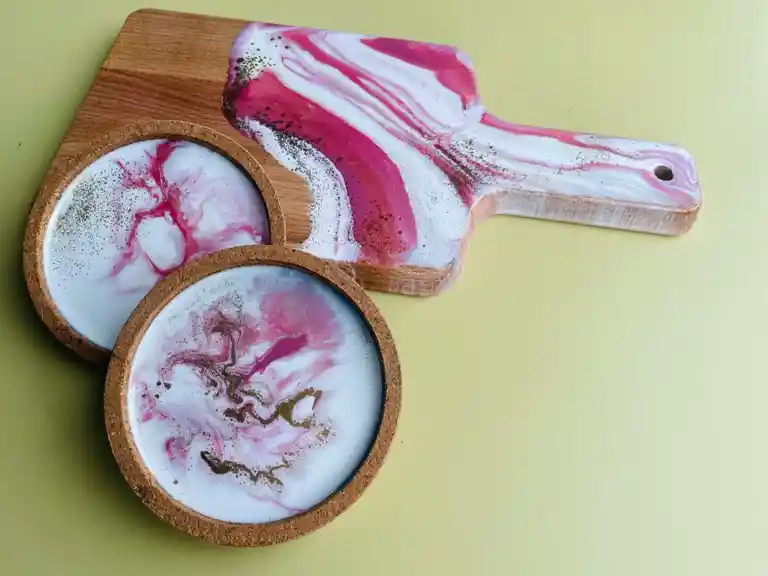 Learn to resin decorate a mini board and 2x coasters - Sip 'n' Dip Burleigh Heads Image 3