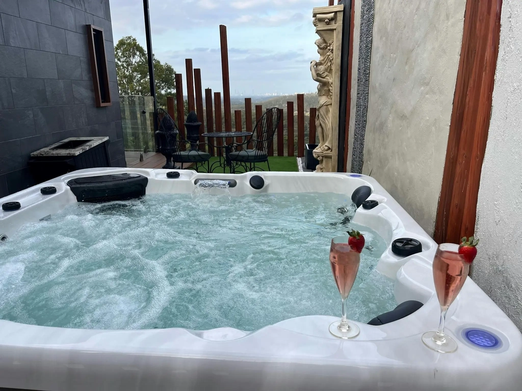 Private Mineral Spa